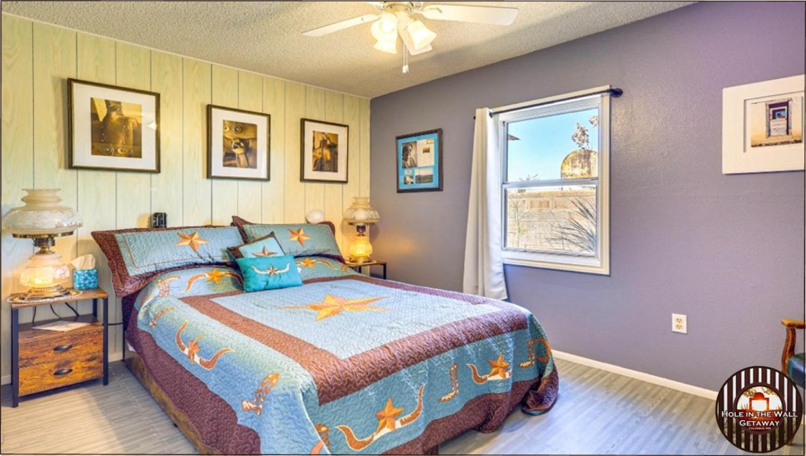 Hole In The Wall Getaway - Usa Mexico Border Bed And Breakfast Columbus Exterior photo