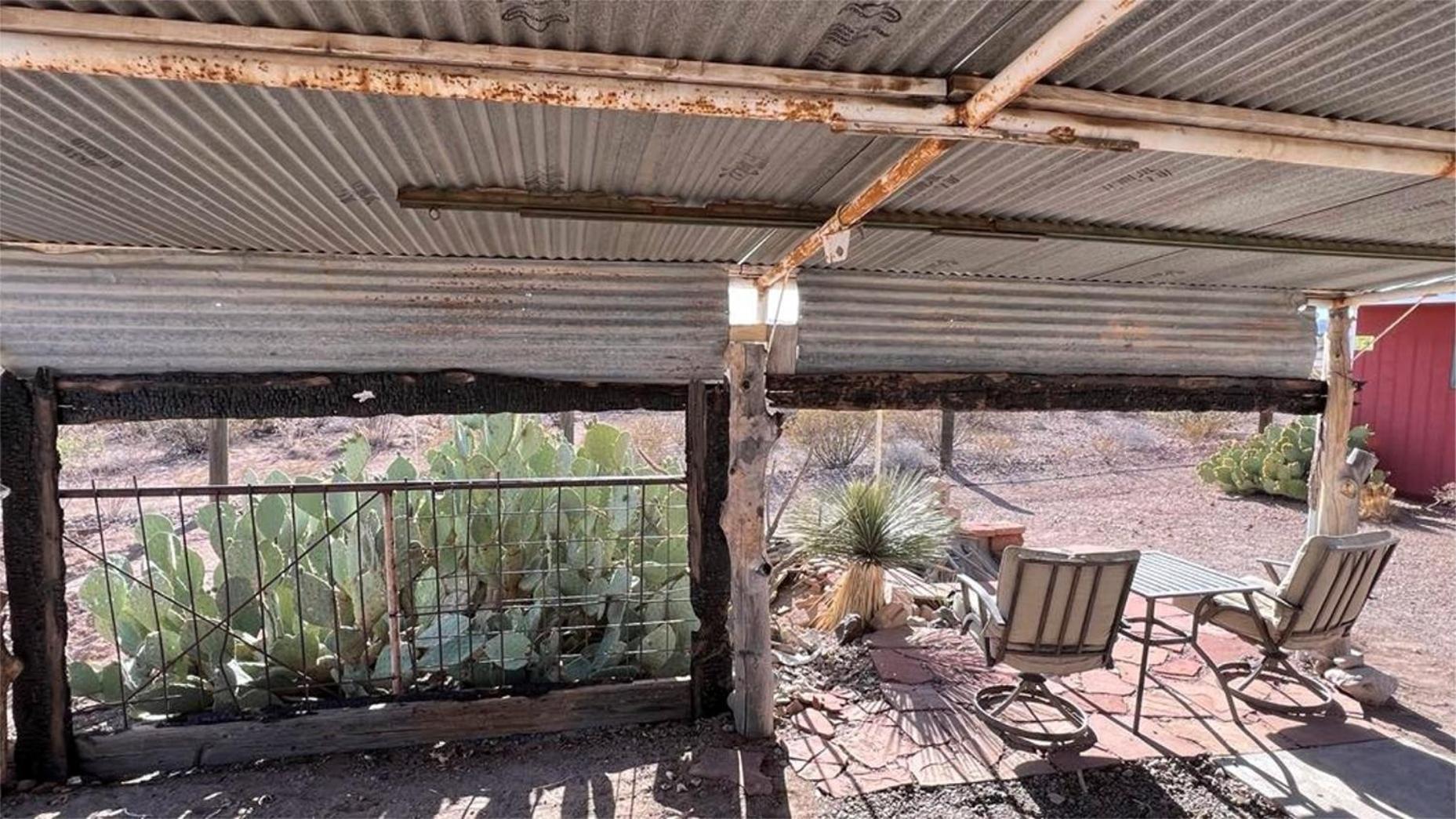 Hole In The Wall Getaway - Usa Mexico Border Bed And Breakfast Columbus Exterior photo